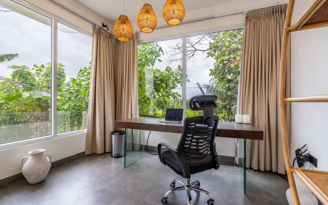 Вилла Sunny Home