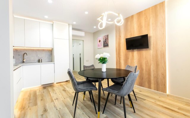 Апартаменты Небо Первая Линия 17