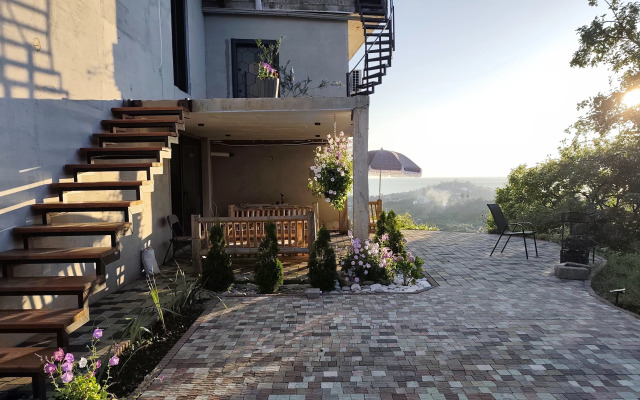 Sionetta Villa Apartments