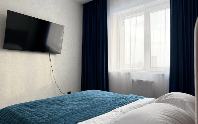 Апартаменты двухкомнатные с балконом