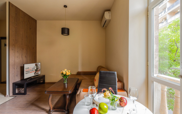 KeyGo #0043, 1 Bedroom, Near Vernissage Apartments