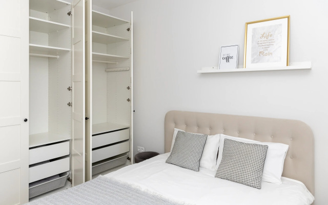 Apartments Apartamentyi Skylight u Moskovskih Vorot (3)