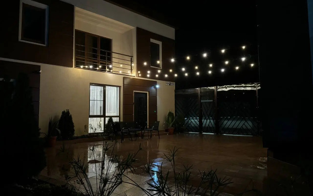 Green Pic Private house
