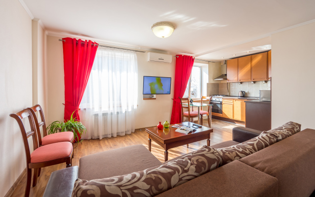 DayFlat na Shelkovichnoy 48 Apartments