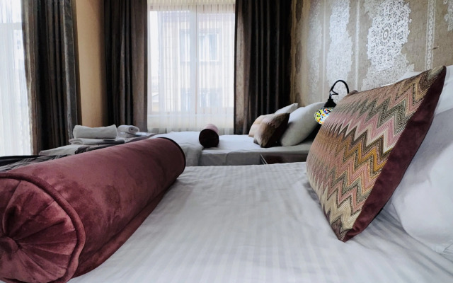 Renova Old City Hotel