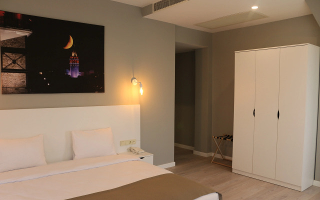 Отель Li Hotel Pera