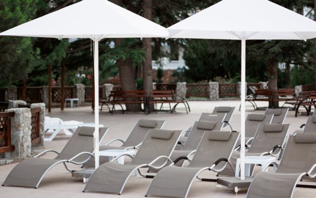 Отель Riviera Sunrise Resort & SPA Алушта