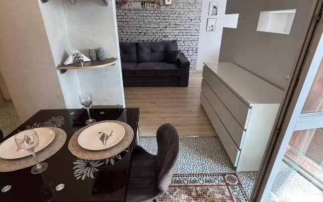 V Tsentralnom Rayone Flat