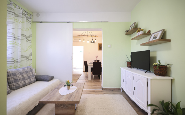 Rustica Zadar with private pool Apartment