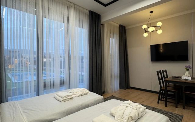 Apartment hotel TONg Marina