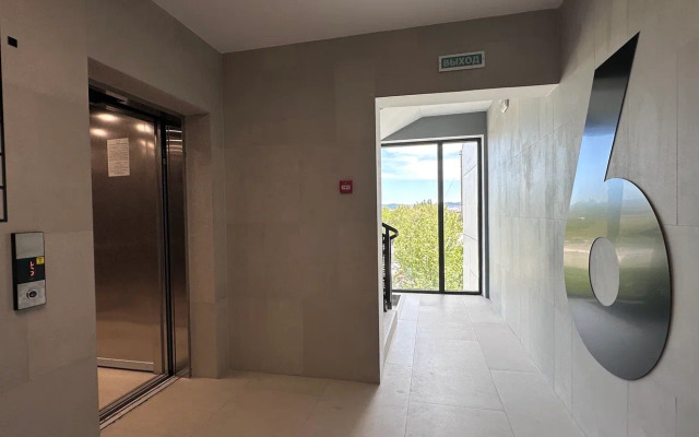 Du Soleil S Terrasoy I Vidom Na Basseyn Apartments