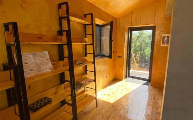 Peak Lodge Living Quarters