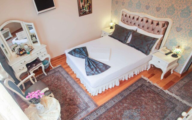Esans Hotel