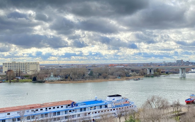 Квартира у Тихого Дона