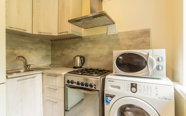 Апартаменты Новиков Дворик на Свердловском проспекте 48