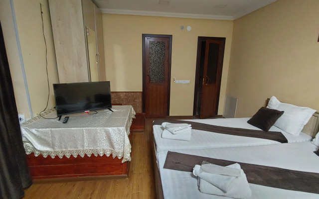 Zafaron Hotel