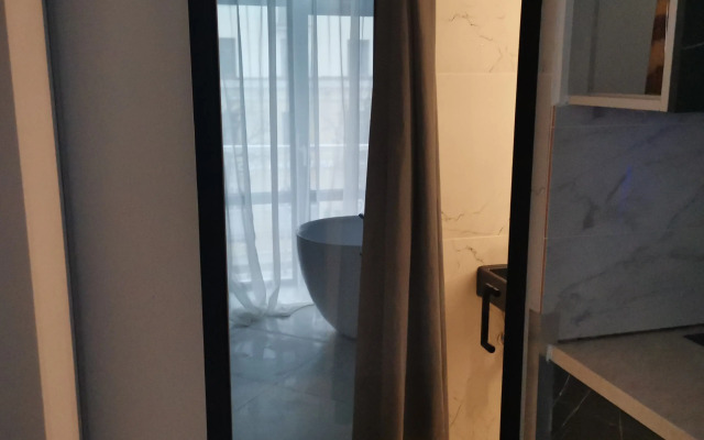 Na Krasnoy Flat