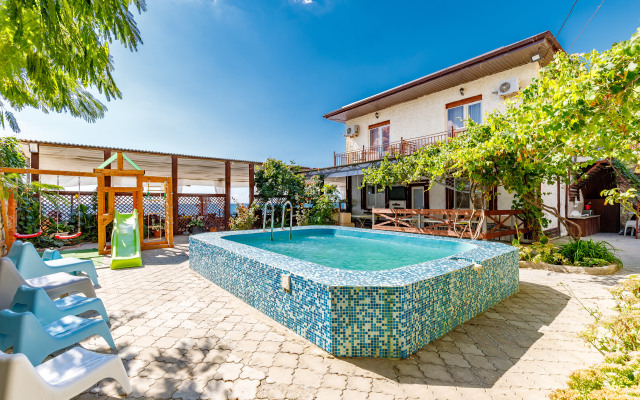 Sashenka Guest House