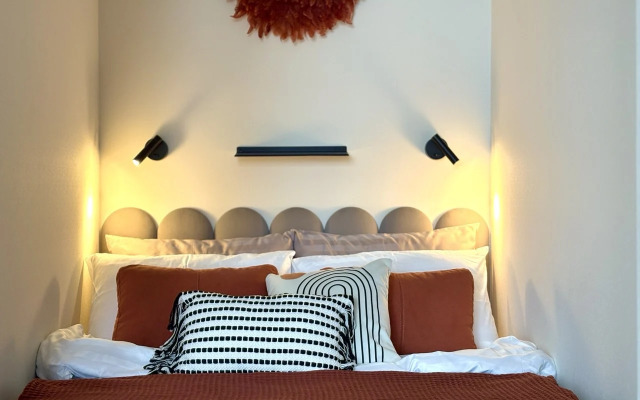 Квартира Стильная видовая студия в центре