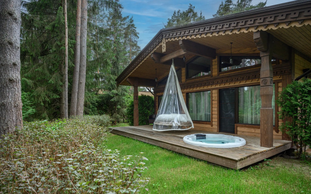 Okhta park Chalet