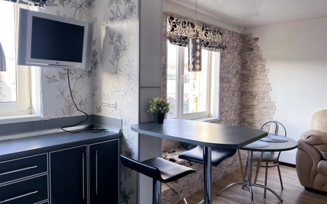 Квартира 3-комнатная на Баумана 12