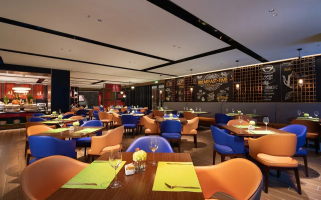 Отель Hampton by Hilton Beijing Guomao CBD