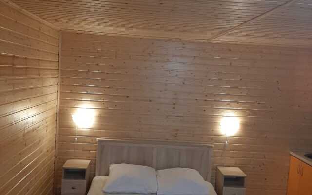 V Gostyah U Skazki Guest house
