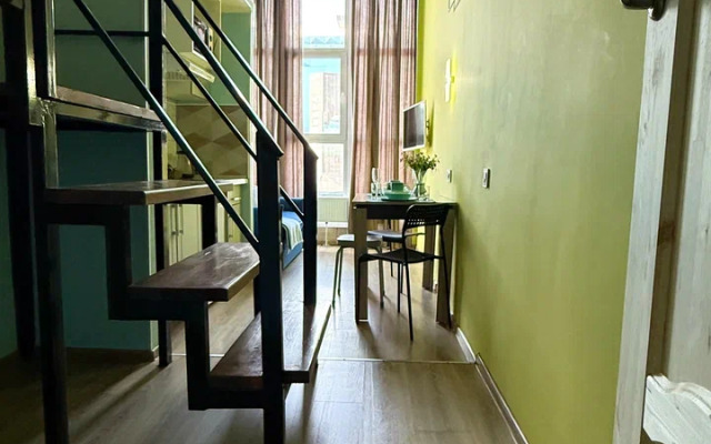 Апартаменты студия в районе метро Автозаводская АВС17