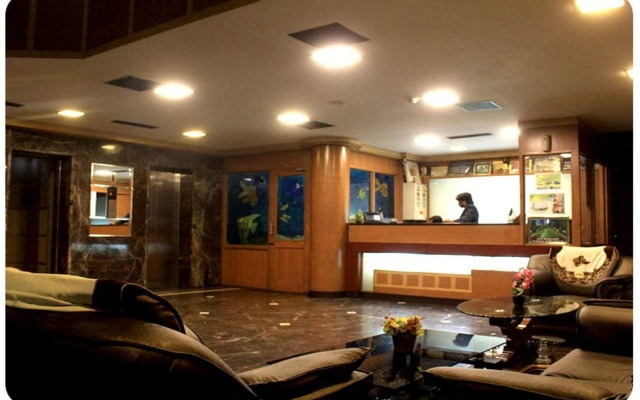Raj Hotel