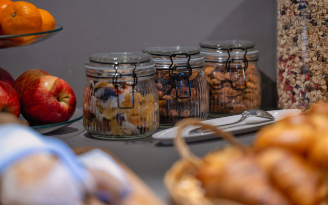 Отель Ligaro - Jarnac