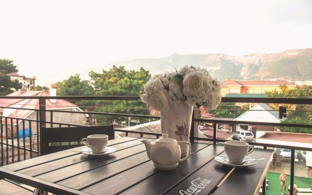 Azariya Hotel