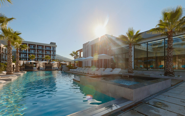 Aquamarine Family Club Hotel