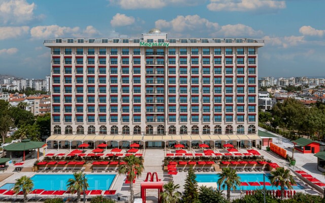 Megasaray WestBeach Antalya Hotel