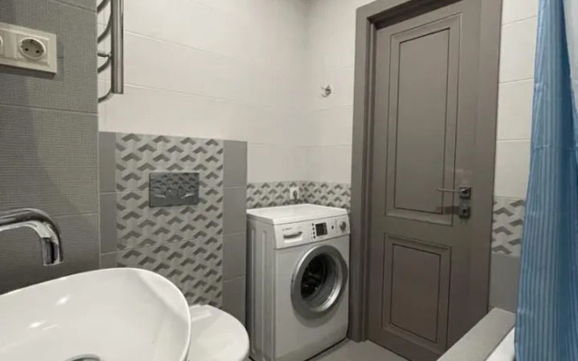 Квартира на Героев 18