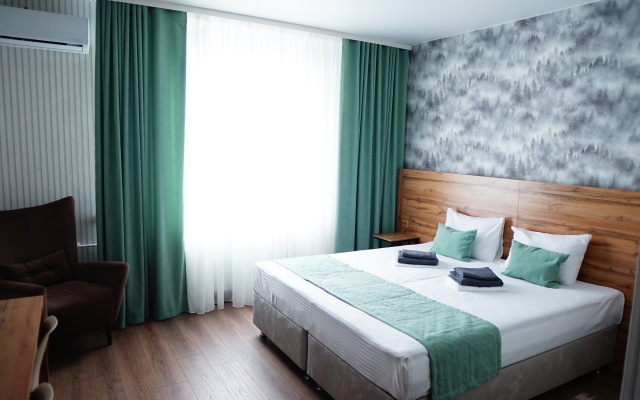 Отель Петровский Лес