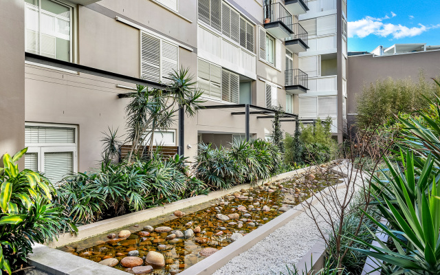 Sophisticated Near Bondi Beach Apartments