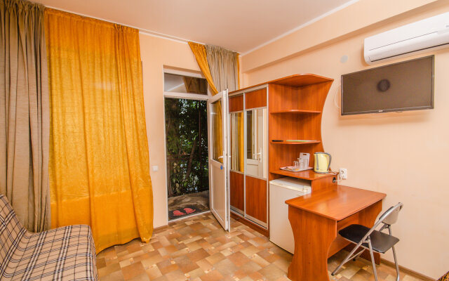 Ryzhiy Kot Guest House