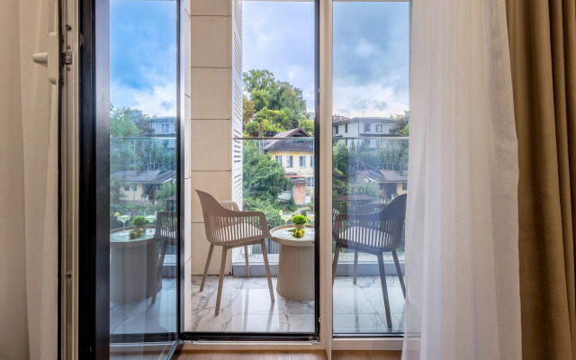 Квартира С бассейном на территории МореСолнцеАпарт