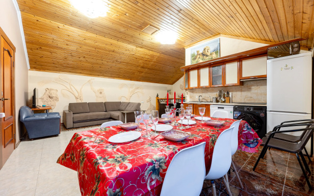 Uyutny GS Bolshoy Besedkoy I Klassnoy Baney Guest house