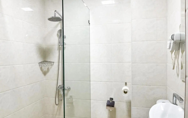 Reikartz Xon Tashkent Hotel