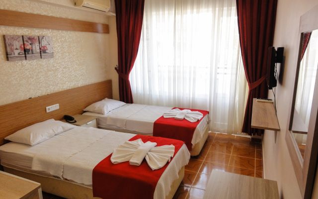 Altinersan Altinkum Didim Hotel