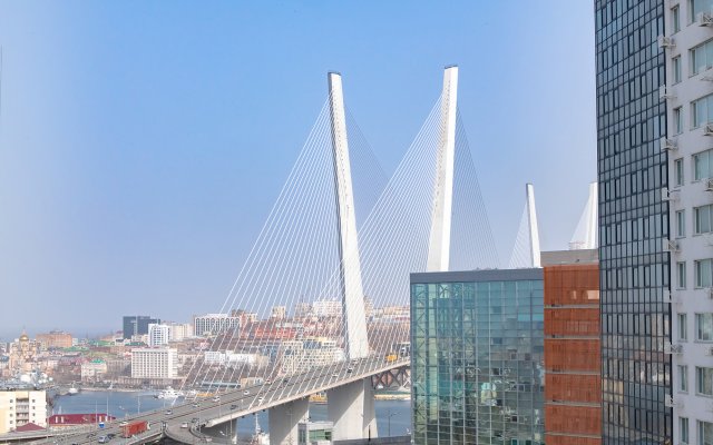 Апартаменты возле Театра и моста, недалеко от центра. Брянская 18.