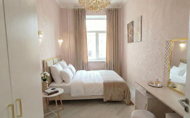 Апартаменты Semeynaya 3-Ka U Isaakievskogo