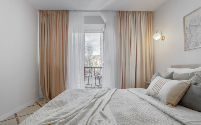 Magiya Sveta V Tsentre Rostova Flat