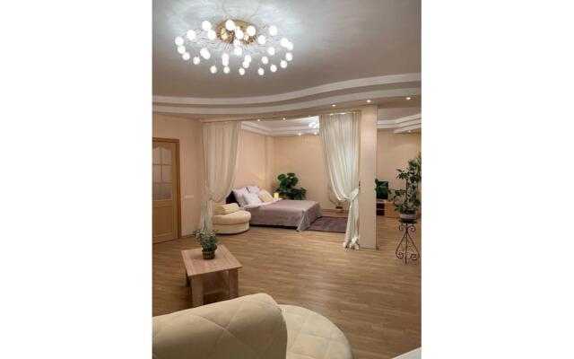 Generala Lizyukova 61v Apartaments