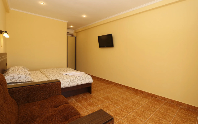Karamel Hotel