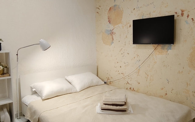 Studiya №1 na Komarova Flat