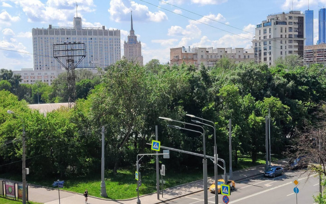 Апартаменты Около Зоопарка с Видом на Белый Дом