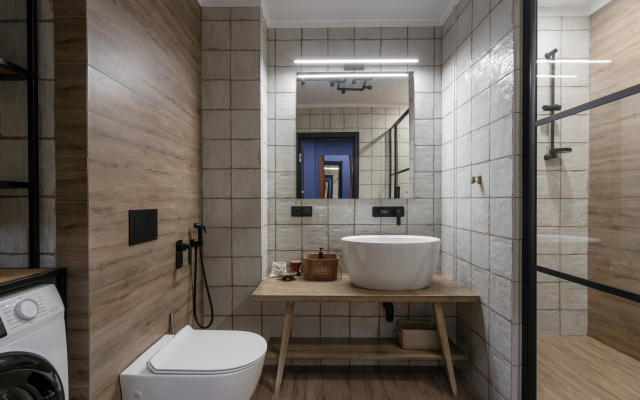 Shikarnaya kvartira u metro Moskovskaya Apartments