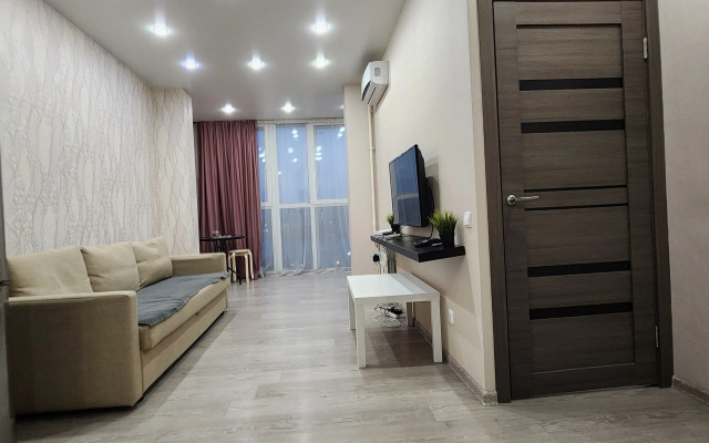 Na ulice Zyiryanovskaya 61 Flat